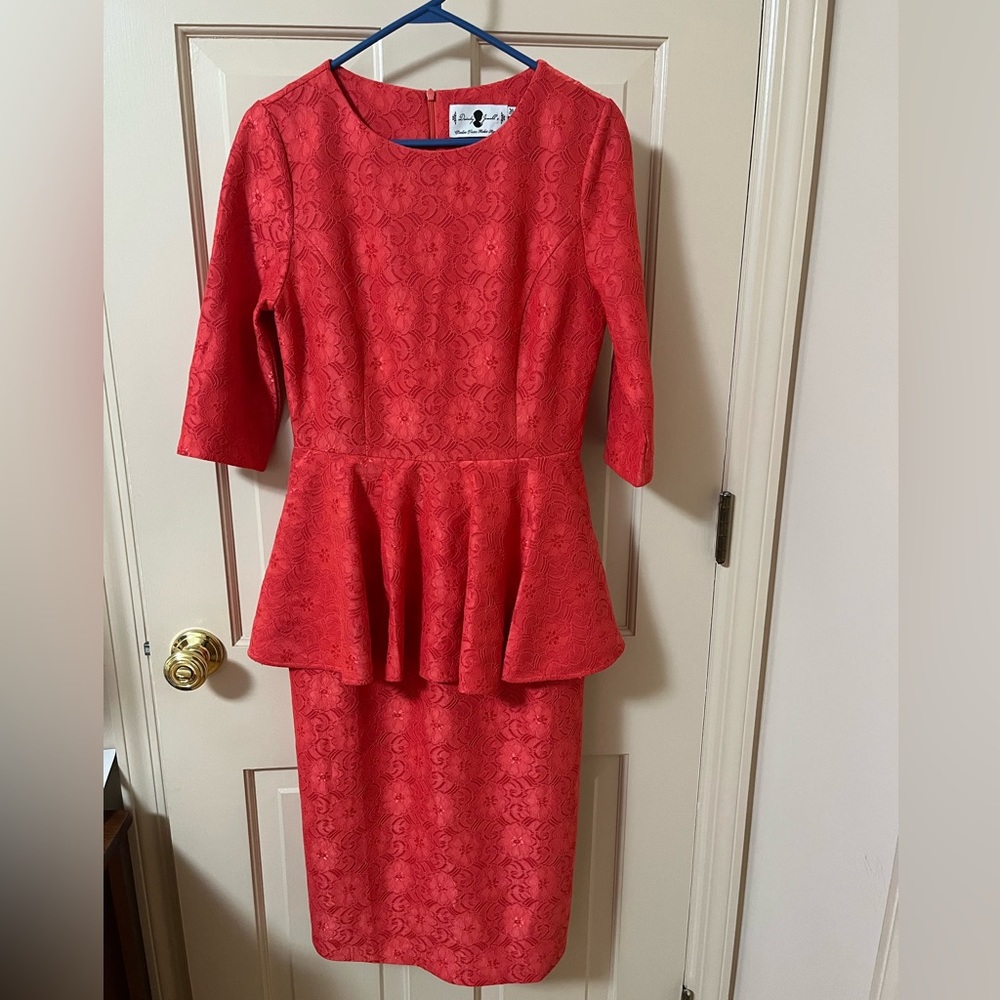 Vintage style coral Dainty Jewel’s dress